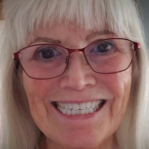 Meet your Posher, Marcia